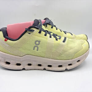 On Cloudgo Running Shoes Mens Size 9 Hay/Sand Yellow Athletic Sneakers